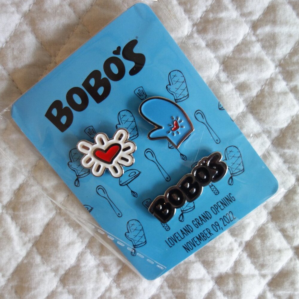 NIP Lot of 3 BOBO’S 2022 Loveland Grand Opening Lapel Pins